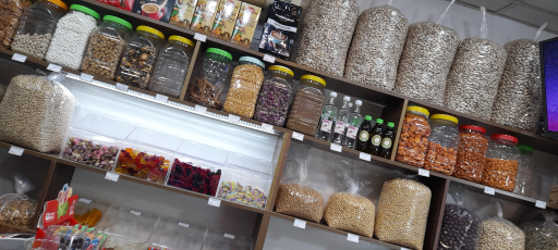 عکس آجیل و خشکبار نبات رشت