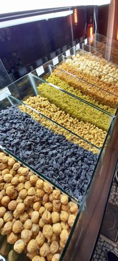 عکس آجیل و خشکبار نبات رشت