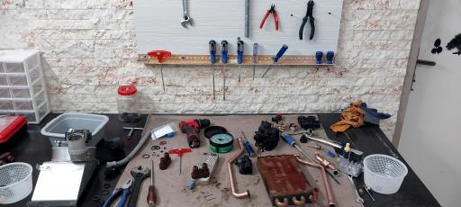 عکس تعمیرات پکیج بوتان و ایران رادیاتور (نمایندگی شائقی)