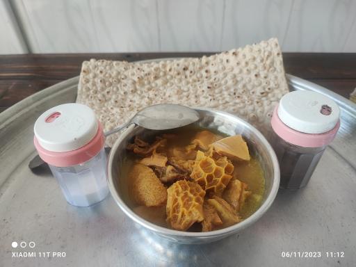 عکس صبحانه و دیزی داش مجید