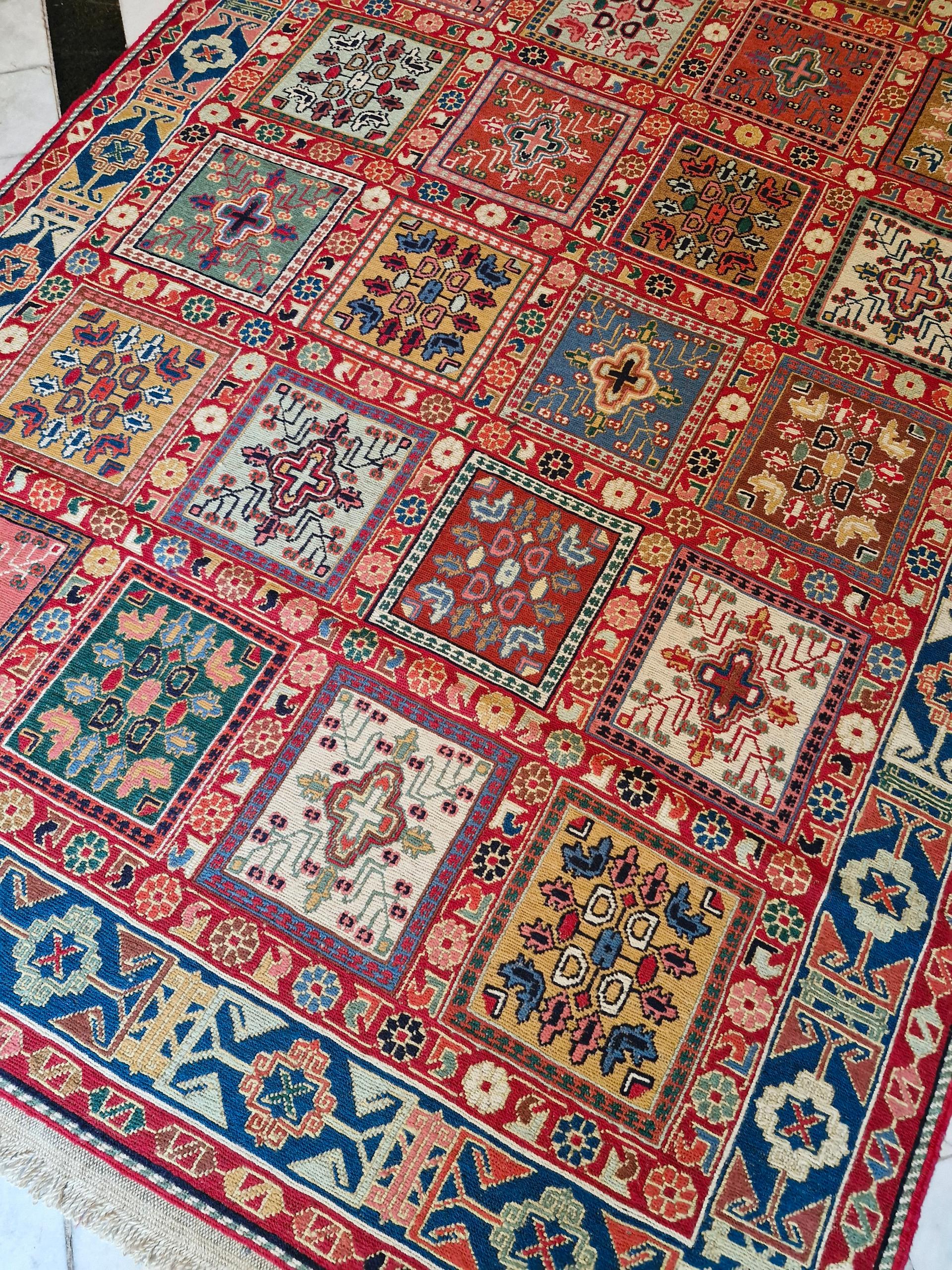 عکس فروشگاه گلیم گستران