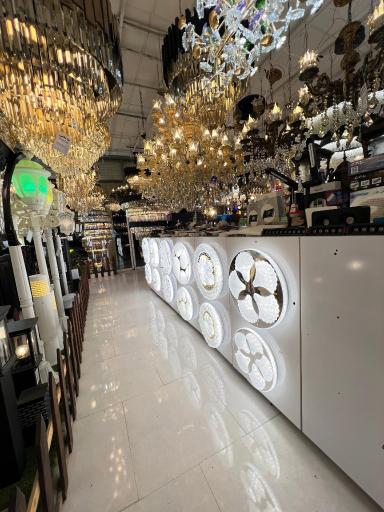 عکس هايپر كالاى برق و لوستر ثقفى