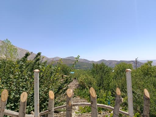 عکس باغ تفریح و اقامتی گل سیب