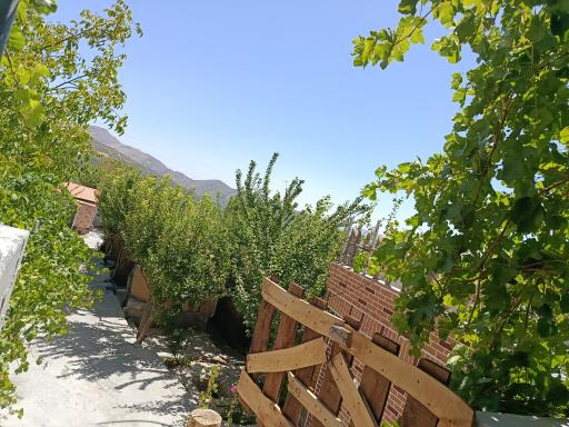 عکس باغ تفریح و اقامتی گل سیب