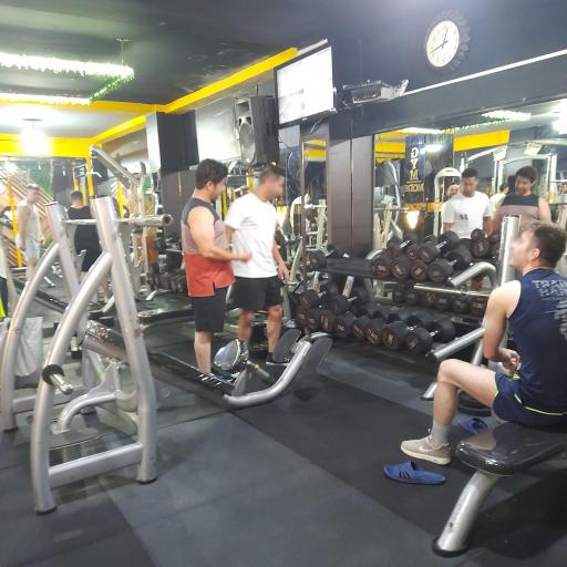 باشگاه بدنسازی ایلیا