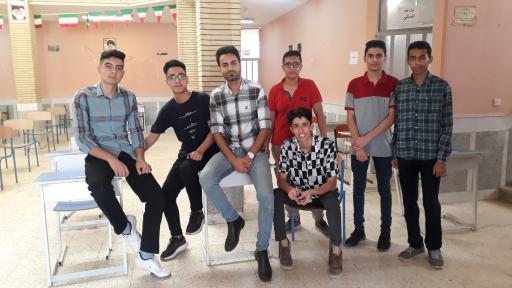 عکس مدرسه راهنمایی پسرانه