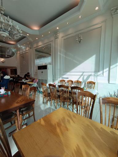 عکس رستوران حاج علی