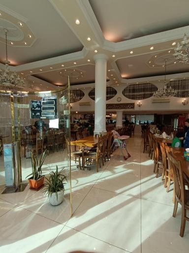 عکس رستوران حاج علی