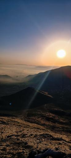 عکس قله ۱۲۵ و پناهگاه کوهنورد