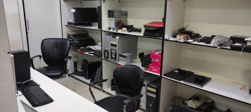 عکس فروشگاه کامپیوتر پژواک