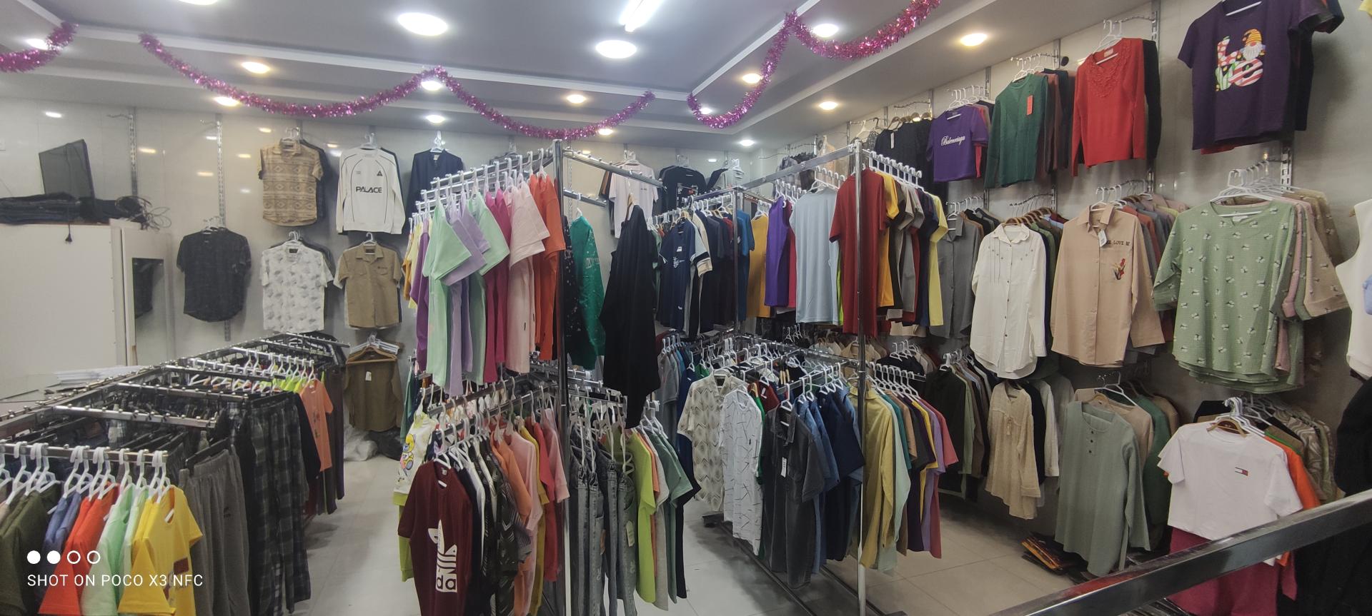 عکس فروشگاه پوشاک عطاپوش