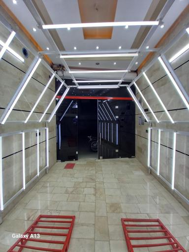 عکس تشخیص رنگ خودرو قائم