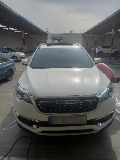 عکس شیشه دودی ولیخانی