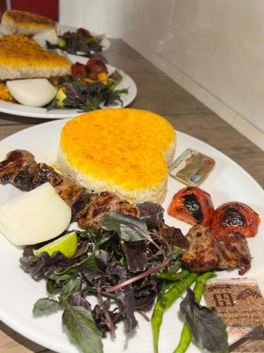 عکس رستوران گیلان جان