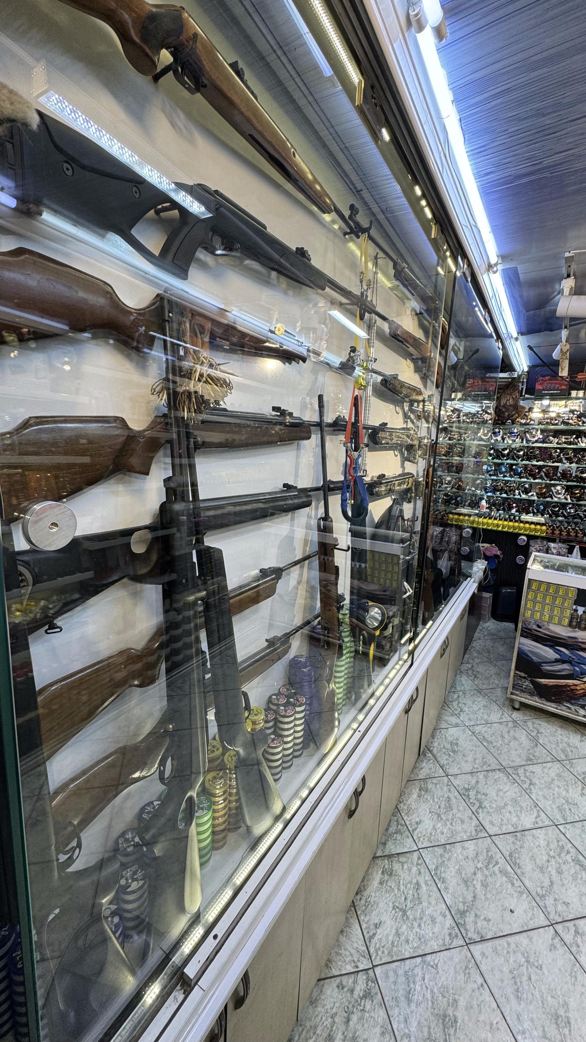 عکس فروشگاه لوازم شکارالصیاد 