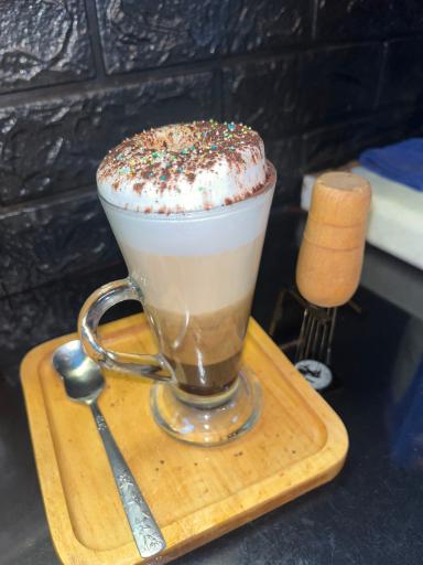 عکس کافه تلخ و شیرین