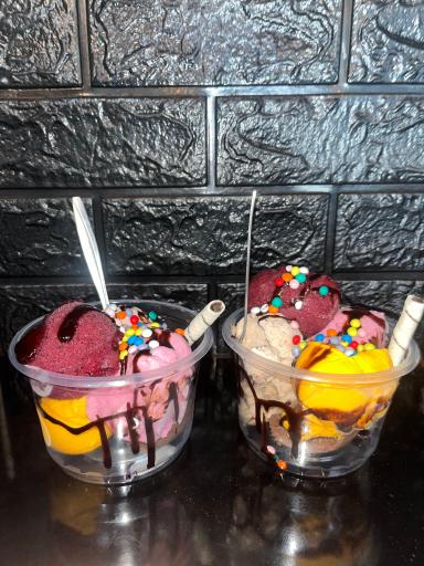 عکس کافه تلخ و شیرین