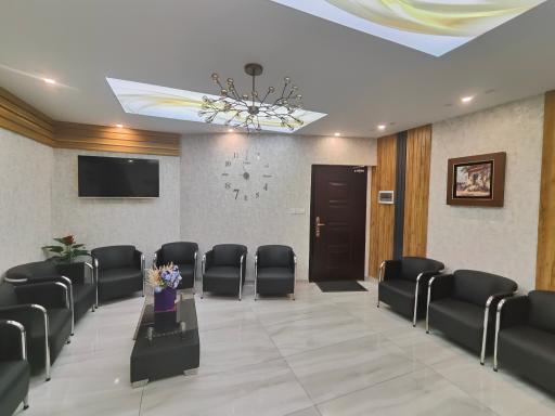 عکس دکتر حمیدرضا همتی (فوق تخصص جراحی توراکس)