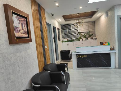 عکس دکتر حمیدرضا همتی (فوق تخصص جراحی توراکس)