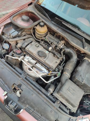 عکس تعمیرگاه بابایی