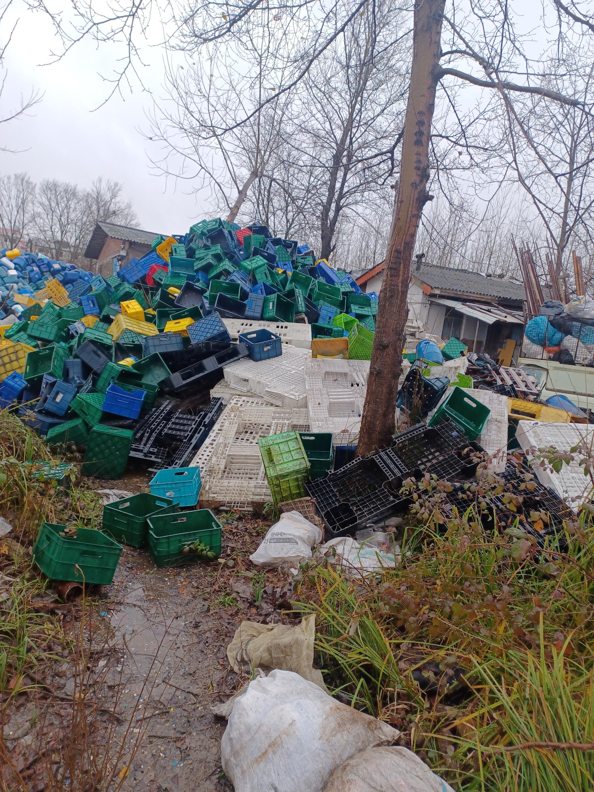 عکس آسیاب پلاستیک محسن محدث