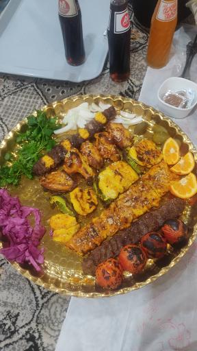 عکس باغ رستوران عمارت امیر 