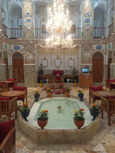 عکس کافه مشیر