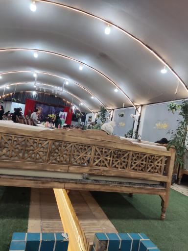 عکس باغ رستوران عمارت امیر 