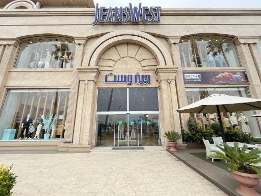 عکس جین وست