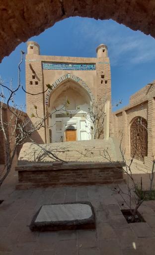 عکس آرامستان تایباد