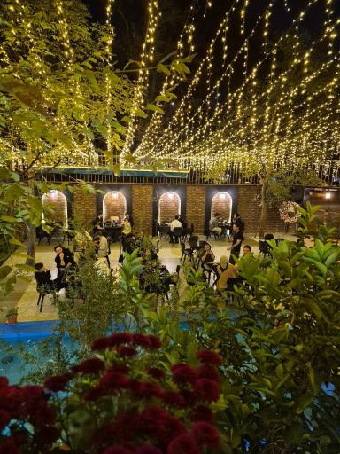 عکس عمارت دیمورا