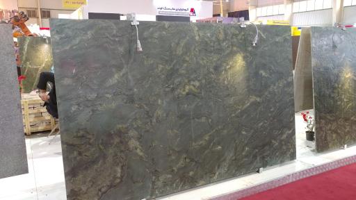 عکس کارخانه زیبا سنگ کویر