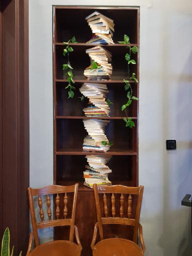 عکس عمارت دیمورا
