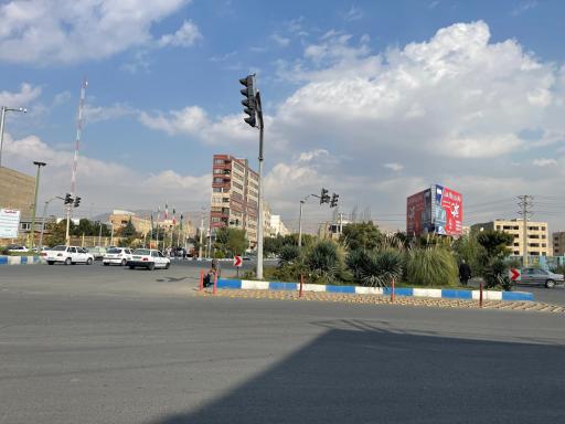 عکس برج البرز کمال شهر