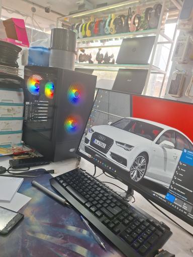 عکس مرکز کامپیوتر و موبایل عصرنوین