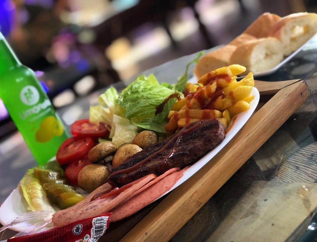 عکس کافه  فست فود پاتوق