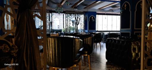 عکس کافه رستوران عربی ماهد