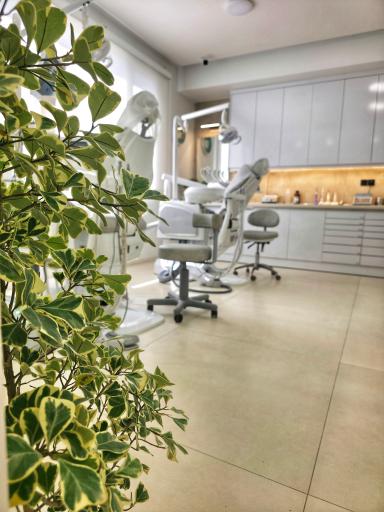 عکس مطب دندانپزشکی دکتر زکیه محمدیان
