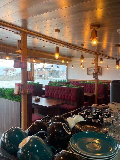 عکس کافه رستوران کاژه