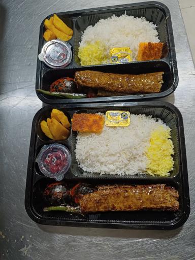 تهیه غذای دستپخت 