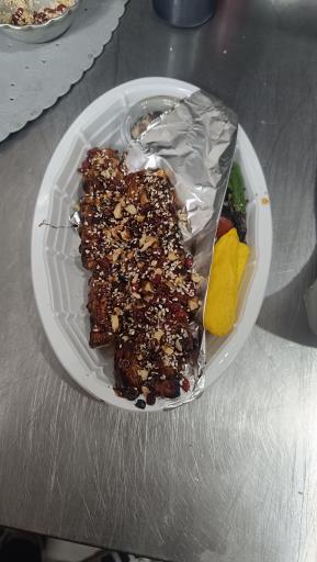 عکس تهیه غذای دستپخت 