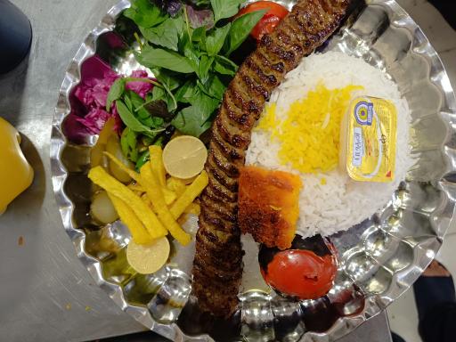 تهیه غذای دستپخت 