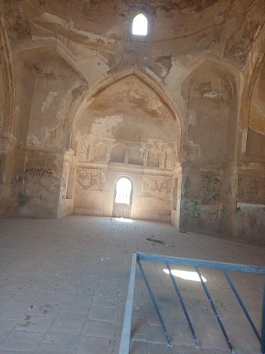 عکس گنبد کوچک مهر آباد 