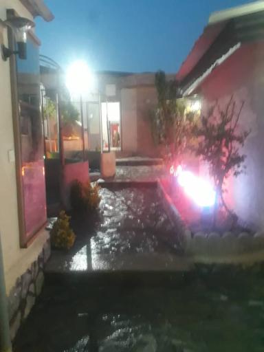 عکس رستوران و سفره خانه سنتی چناران