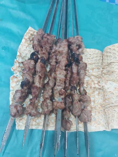 عکس کبابی عمو ارسلان 