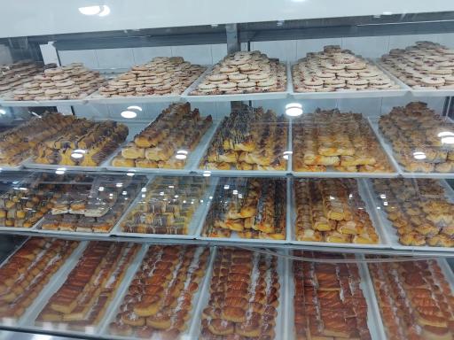 عکس شیرینی کاج 