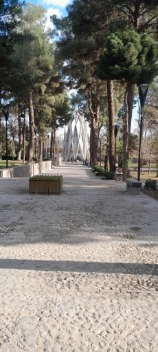 عکس آرامگاه حکیم عمر خیام نیشابوری