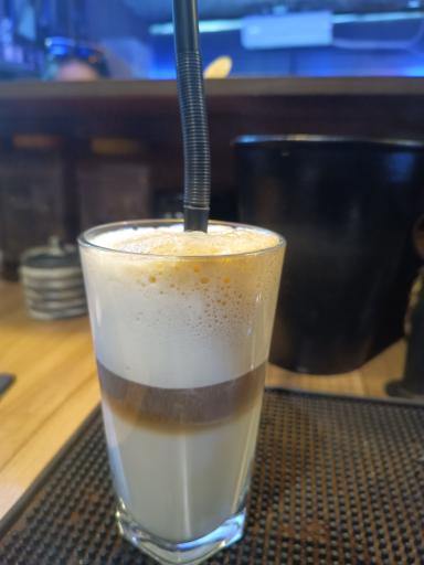 عکس کافه و کافی شاپ دنج