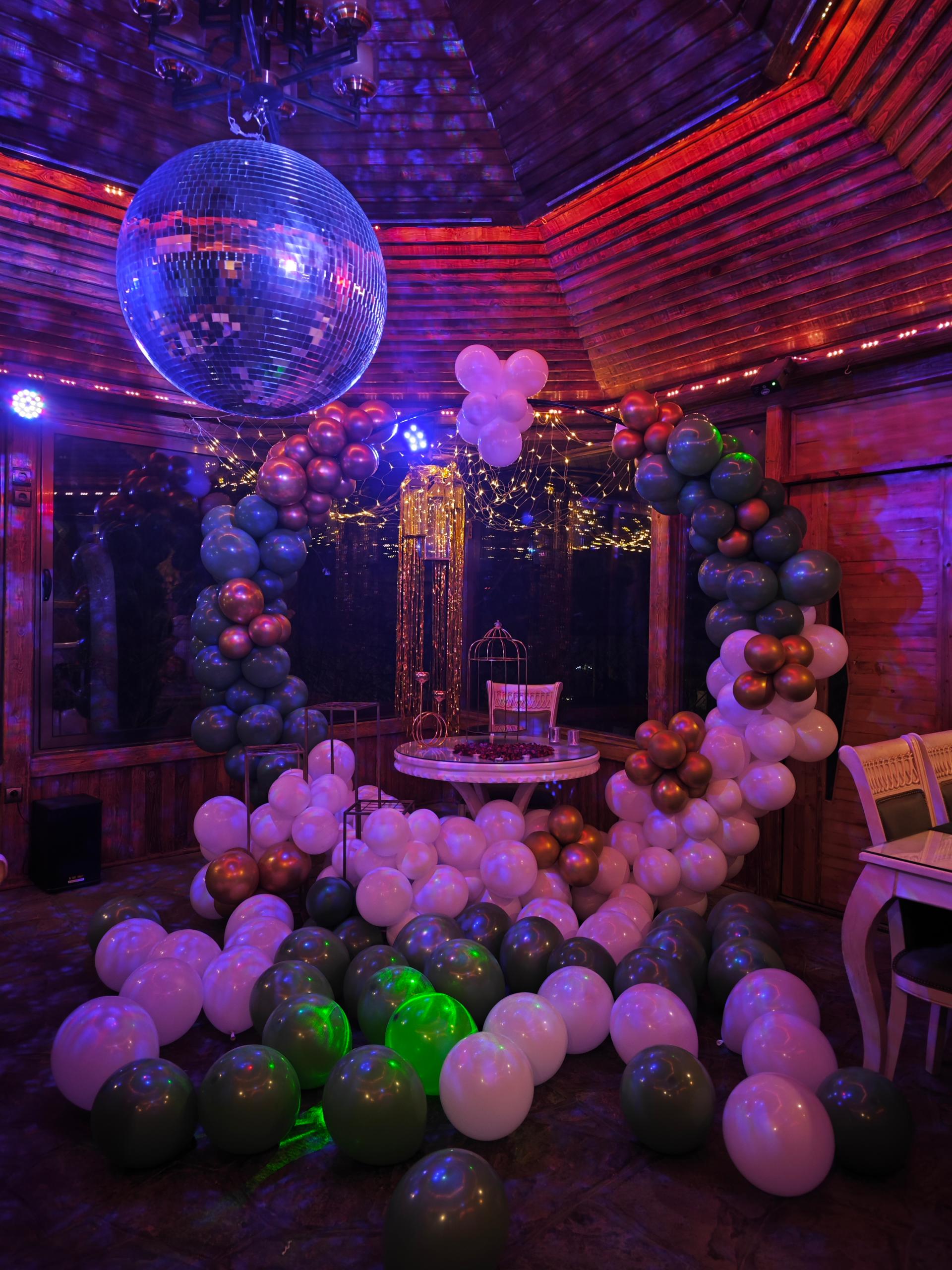 عکس کافی شاپ قصر خورشید