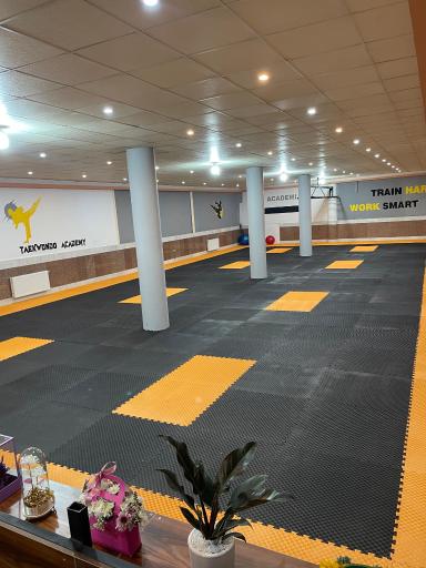 عکس باشگاه ورزشی رزمی آس اندیشه